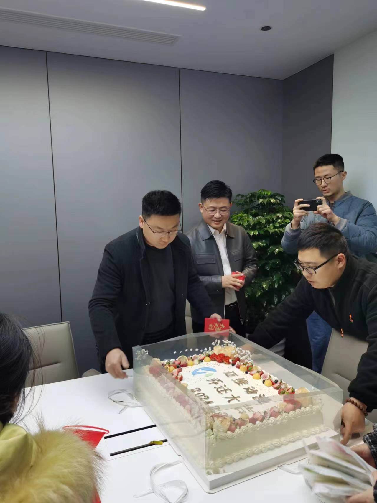 上海邁維動漫科技有限公司喜迎新年喬遷之喜：立足新起點(diǎn)，開啟新征程！(圖5)