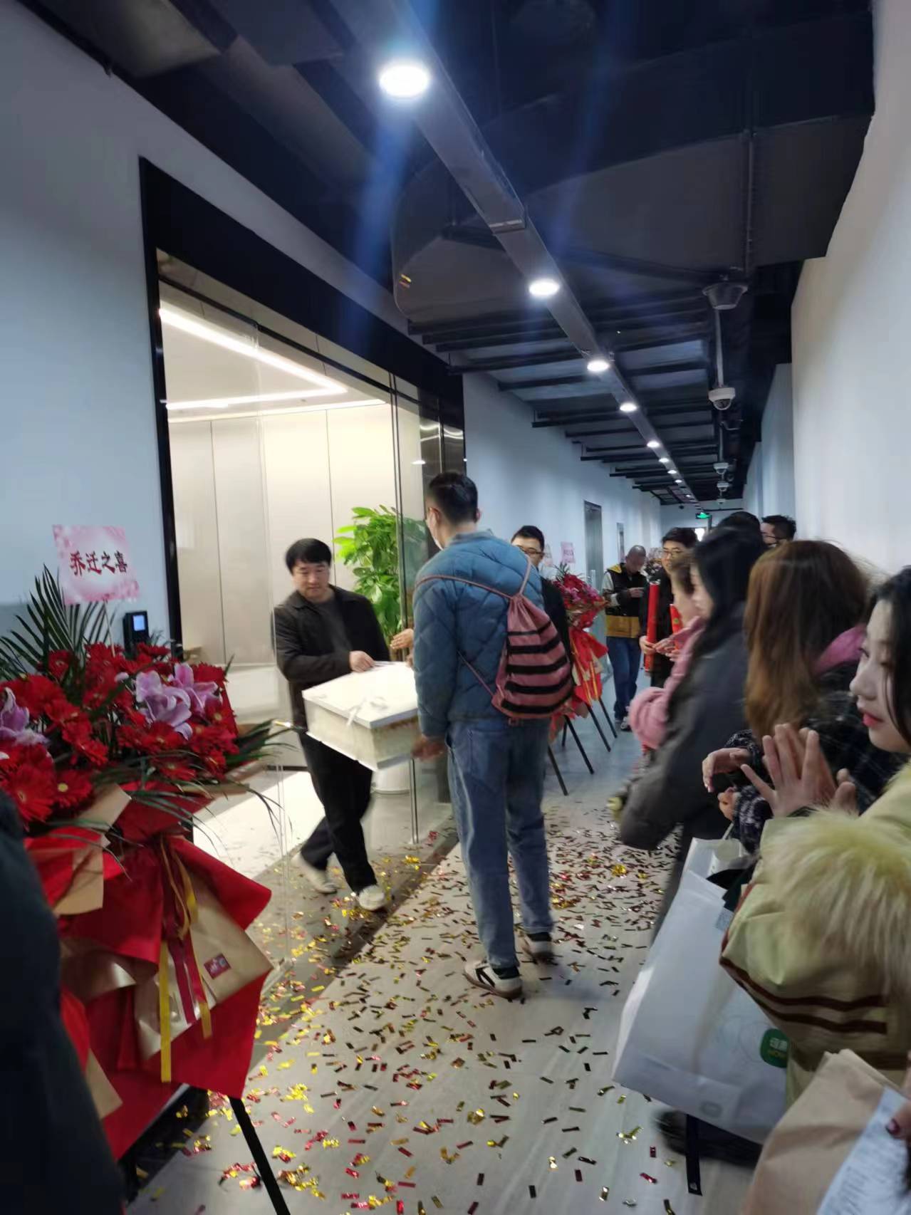 上海邁維動漫科技有限公司喜迎新年喬遷之喜：立足新起點(diǎn)，開啟新征程！(圖7)